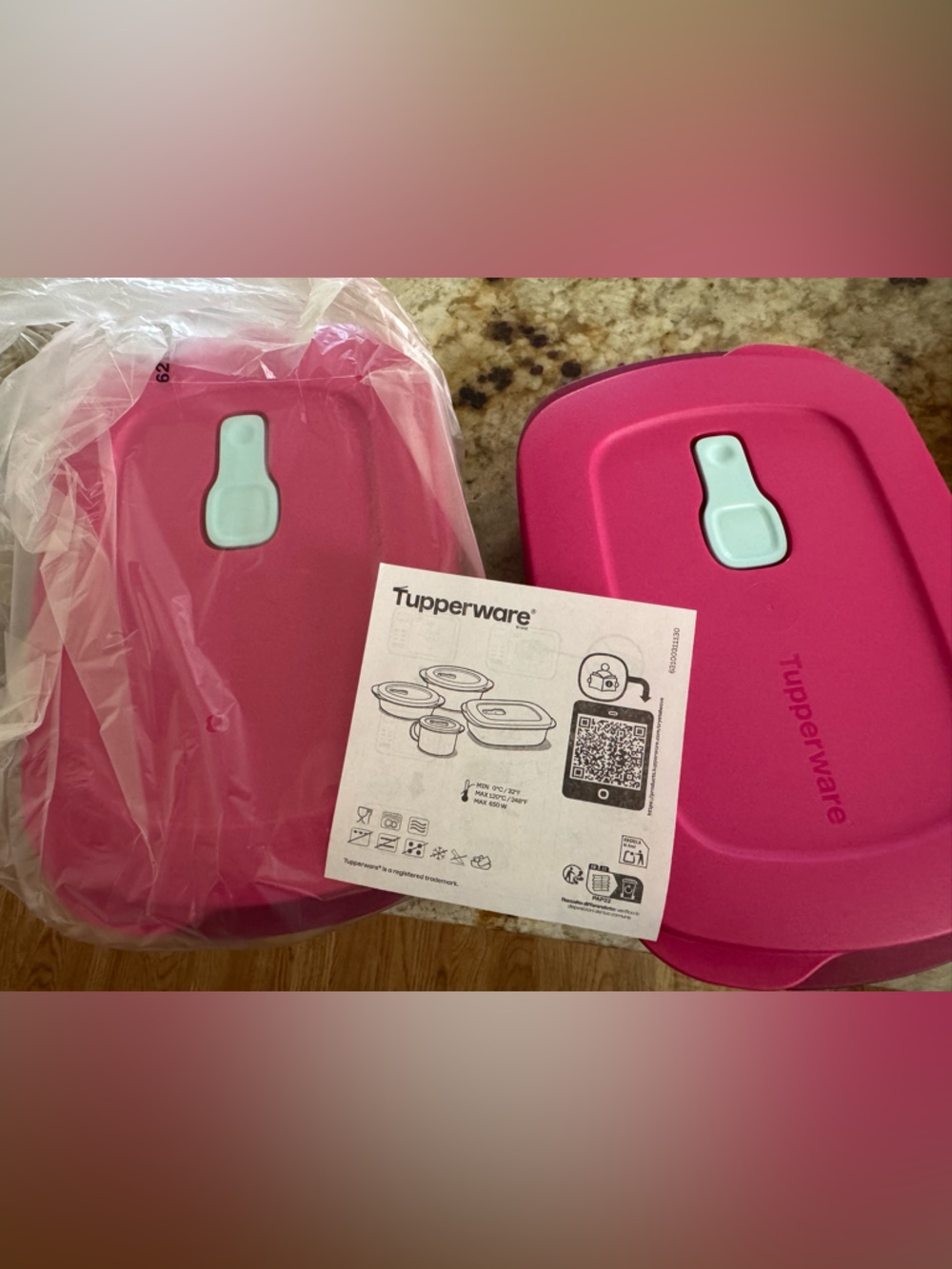 Tupperware Hot Pink Crystal wave with Mint Green Vent Tabs set of 2